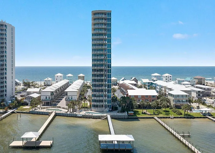 Lagoon Tower 1201 Aparthotel